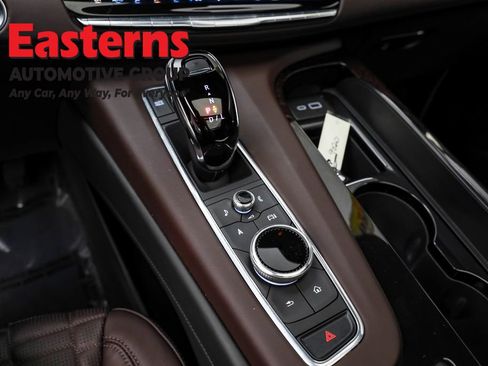 Used 2024 Cadillac Escalade Sport Platinum w/ LPO, ONYX Package image 13