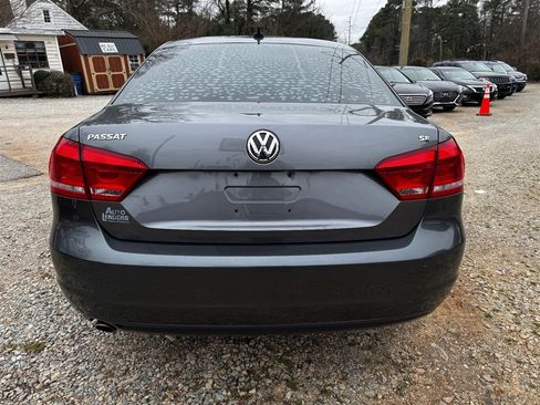 Used 2012 Volkswagen Passat 2.5 SE FWD image 6