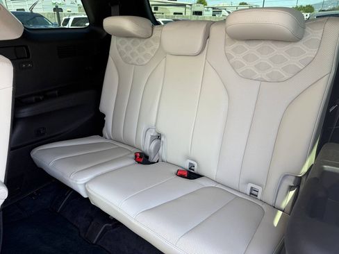 Used 2020 Hyundai Palisade Limited AWD/4WD image 16