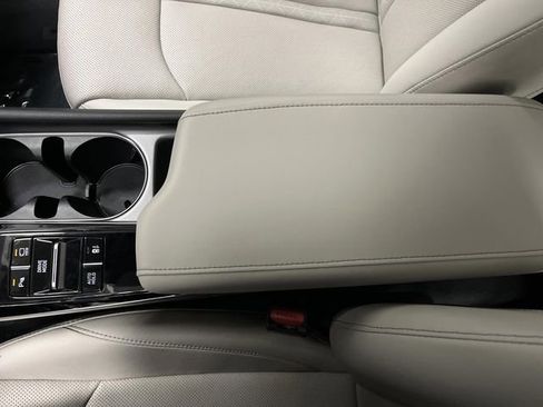 Used 2023 Hyundai Sonata Limited image 21