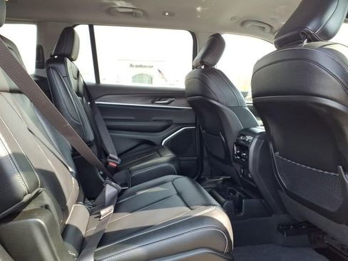 Certified 2022 Jeep Grand Cherokee L Limited image 12