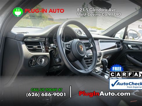 Used 2022 Porsche Macan AWD/4WD image 6