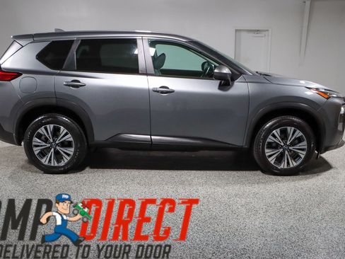 Used 2023 Nissan Rogue SV FWD image 6