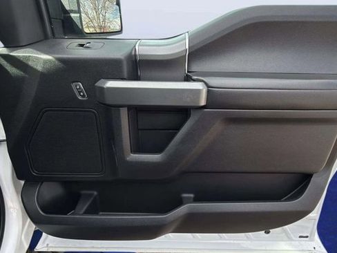 Used 2016 Ford F150 XLT w/ Equipment Group 302A Luxury image 19