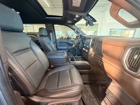 Used 2021 GMC Sierra 1500 Denali w/ Technology Package image 11