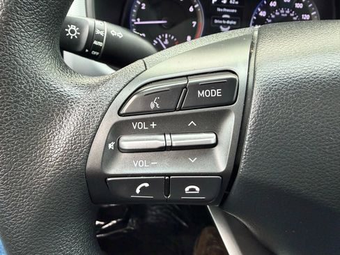 Used 2018 Hyundai Kona SE image 27