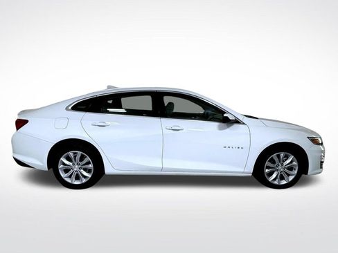 Used 2025 Chevrolet Malibu LT FWD image 5