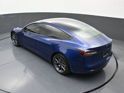Used 2021 Tesla Model 3 Long Range image 33