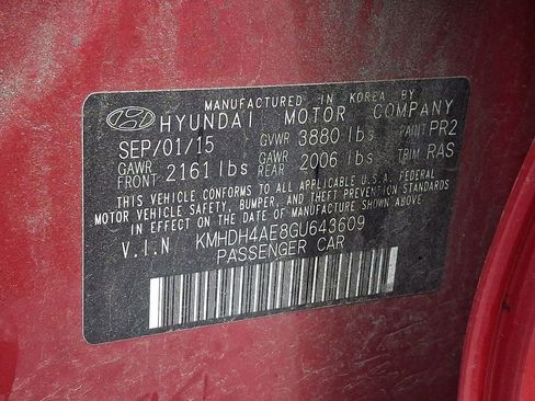 Used 2016 Hyundai Elantra SE FWD image 19