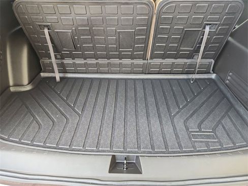 Certified 2023 Chevrolet Traverse Premier image 26