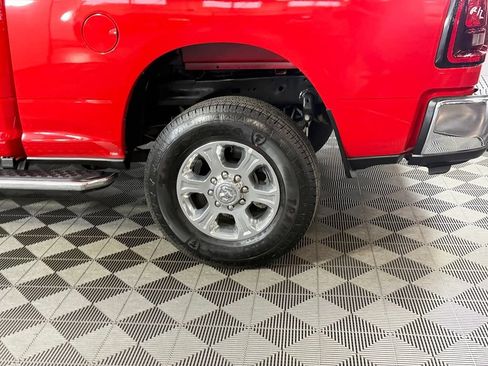 Certified 2026 RAM 2500 Big Horn AWD/4WD image 9