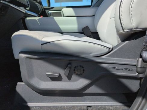 New 2025 Ford Expedition Max Platinum w/ Platinum Ultimate Package image 24