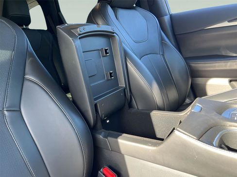 Used 2022 INFINITI QX60 Pure image 36