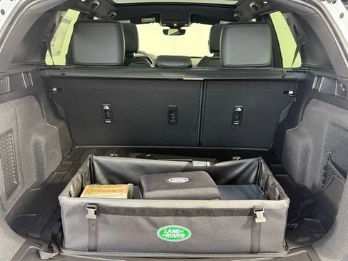 New 2025 Land Rover Discovery Sport Dynamic SE image 18