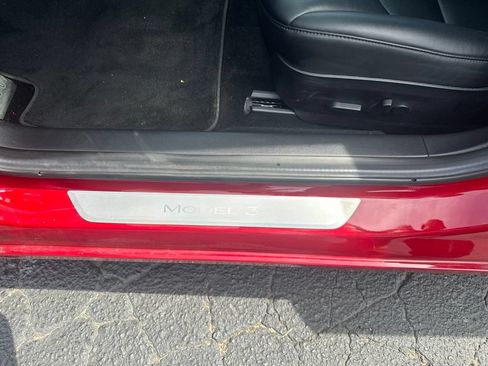 Used 2018 Tesla Model 3 Long Range RWD image 9