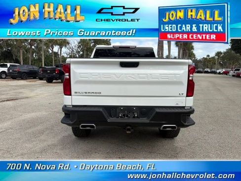 Used 2024 Chevrolet Silverado 1500 LT Trail Boss w/ Convenience Package II image 12