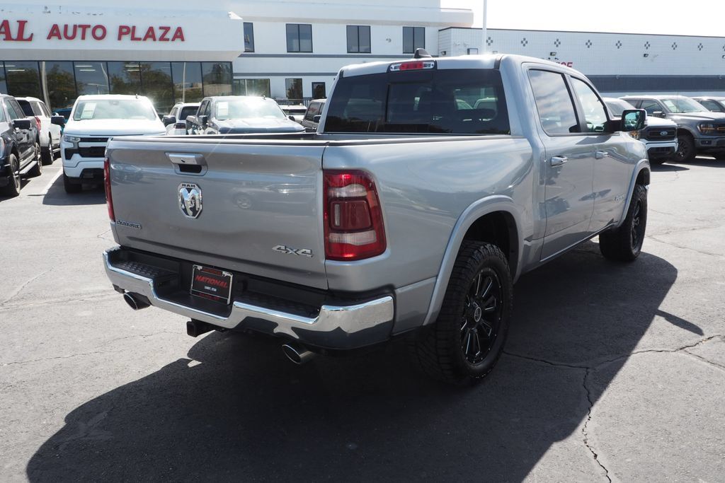 Used 2022 RAM 1500 Laramie AWD/4WD image 5