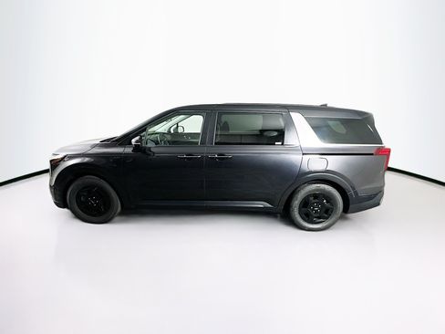 Used 2026 Kia Carnival FWD image 4