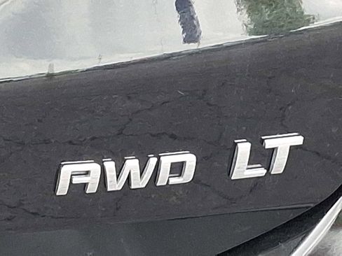 Used 2024 Chevrolet Equinox LT AWD/4WD image 30