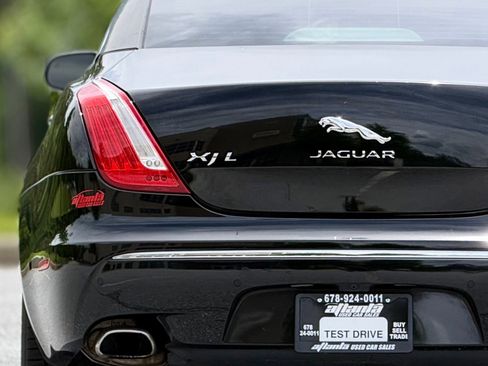Used 2015 Jaguar XJ L Portfolio AWD/4WD image 16