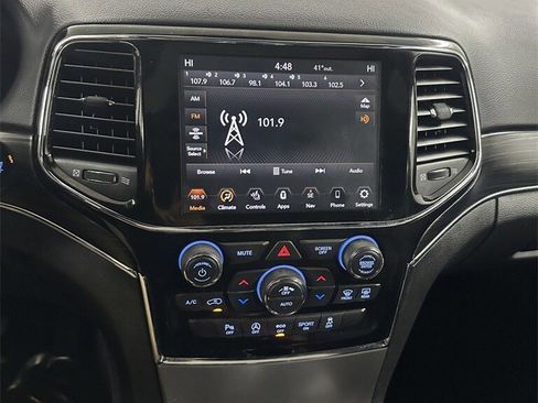 Used 2020 Jeep Grand Cherokee Limited w/ Premium Lighting Group image 20