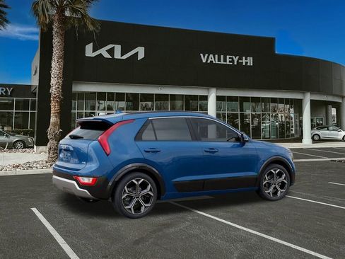 New 2025 Kia Niro EX Touring image 6