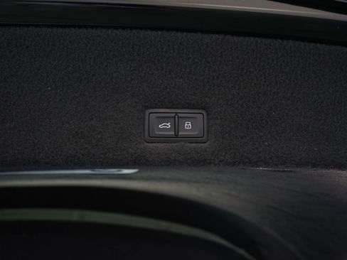 Used 2021 Lamborghini Urus image 36