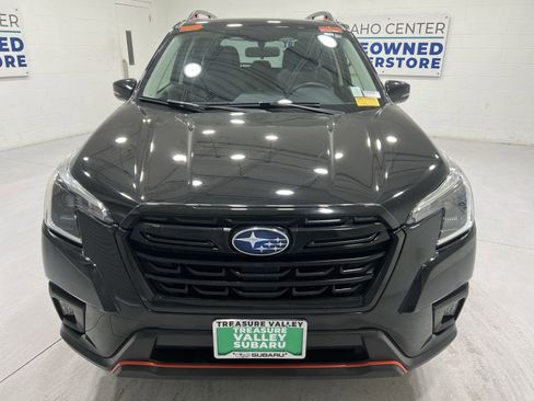 Used 2023 Subaru Forester Sport image 3