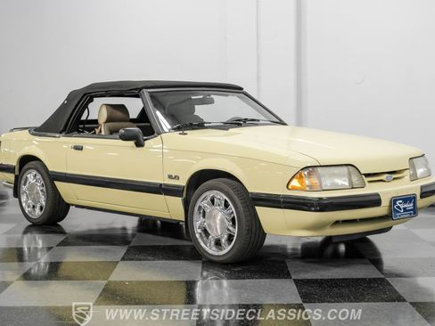 Used 1989 Ford Mustang LX image 14