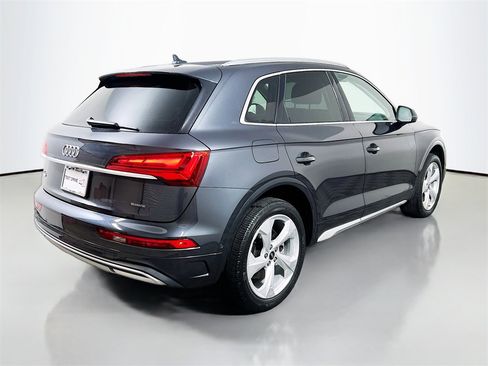Used 2021 Audi Q5 Prestige w/ Prestige Package image 7