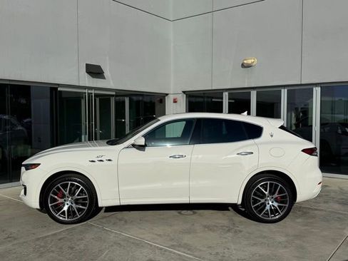 Certified 2022 Maserati Levante GT image 5