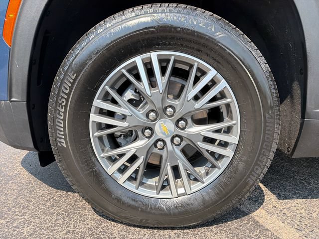 Used 2026 Chevrolet Traverse LT AWD/4WD image 14