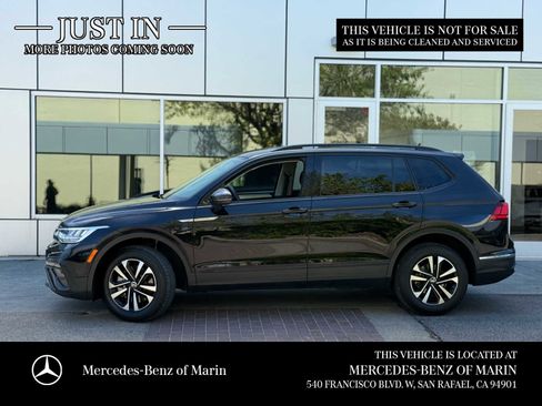 Used 2022 Volkswagen Tiguan S FWD image 3