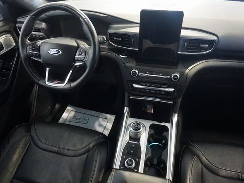 Used 2020 Ford Explorer ST w/ Premium Technology Package image 30