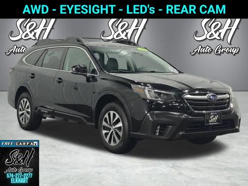 Used 2022 Subaru Outback Premium AWD/4WD image 1
