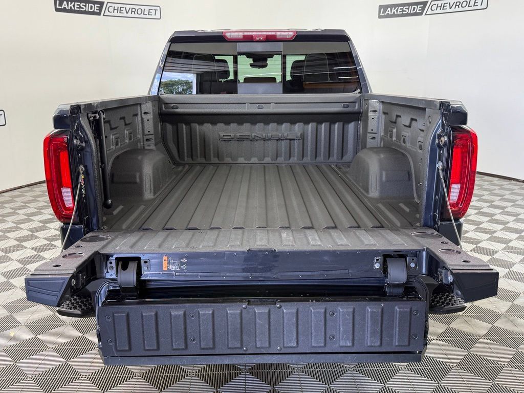 Used 2023 GMC Sierra 1500 Denali Ultimate AWD/4WD image 14