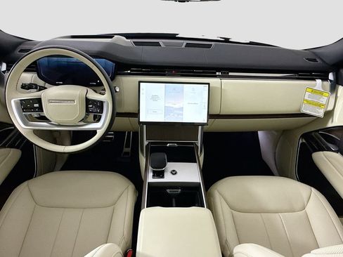 New 2026 Land Rover Range Rover Long Wheelbase SE AWD/4WD image 14