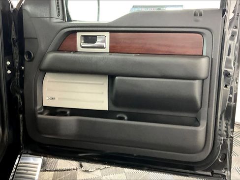 Used 2013 Ford F150 King Ranch w/ King Ranch Luxury Pkg image 22