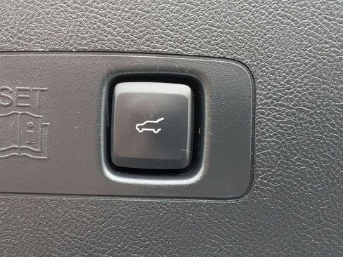 Used 2021 Lincoln Corsair Standard w/ Premium Package image 20