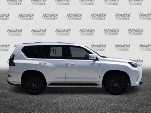 Used 2023 Lexus GX 460 Luxury w/ Sport Design Package AWD/4WD image 10