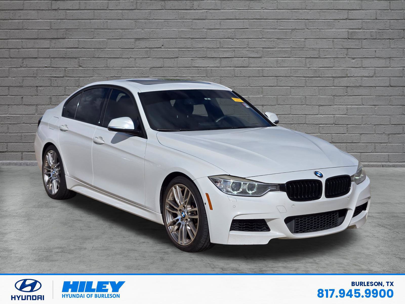 Used 2013 BMW 335i Sedan RWD image 2
