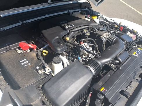 Used 2021 Jeep Wrangler Unlimited Rubicon AWD/4WD image 22