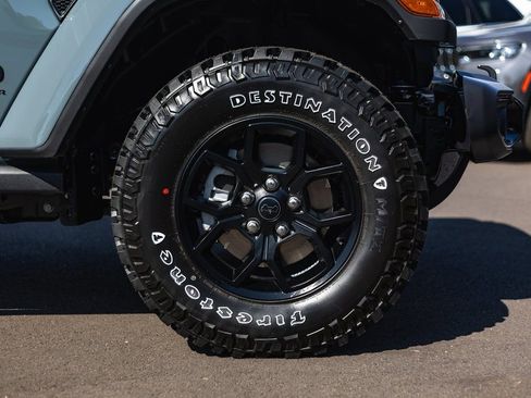 New 2025 Jeep Gladiator Willys image 7