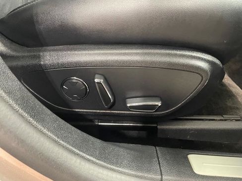 Used 2018 Lincoln MKZ Reserve w/ Technology Package AWD/4WD image 23