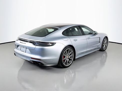 Certified 2023 Porsche Panamera GTS image 9