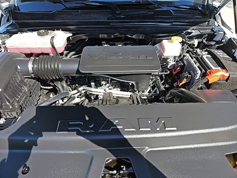 Certified 2024 RAM 1500 Big Horn image 32