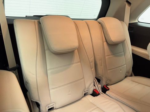 Used 2021 Mercedes-Benz GLS 450 4MATIC image 54