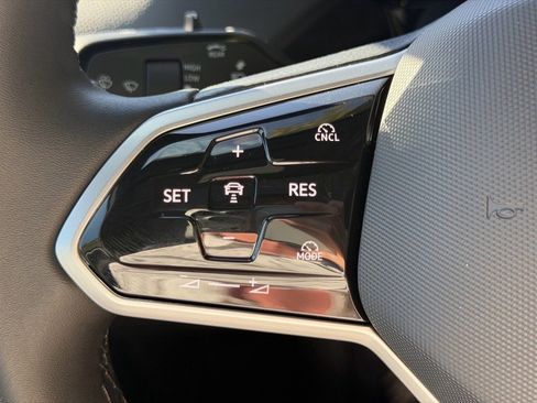 New 2025 Volkswagen ID.4 Pro S image 27