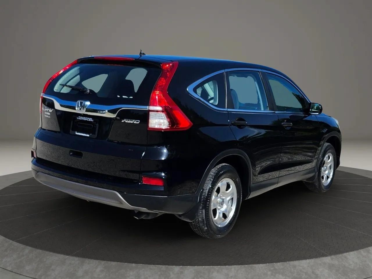 Used 2015 Honda CR-V LX image 5