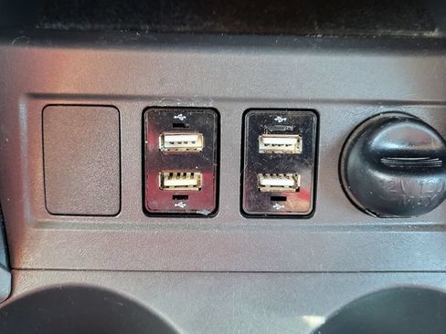 Used 2008 Toyota RAV4 4WD image 33